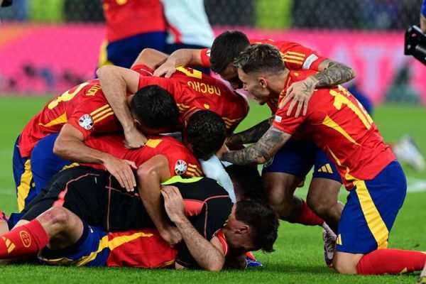 2022欧国联冠军：西班牙队登顶欧洲之巅