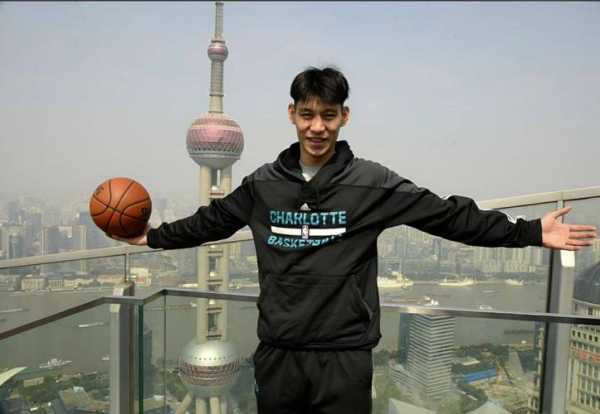 林书豪高中时多少岁？