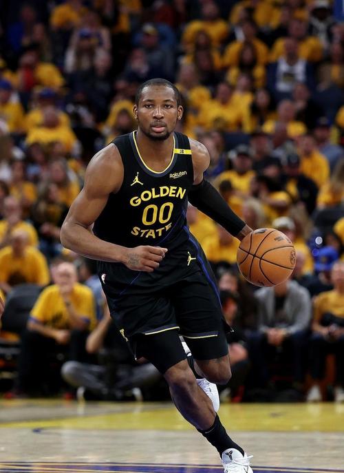 勇士老板乔·拉科布身价多少？2024最新数据揭开NBA“王朝缔造者”的财富底牌