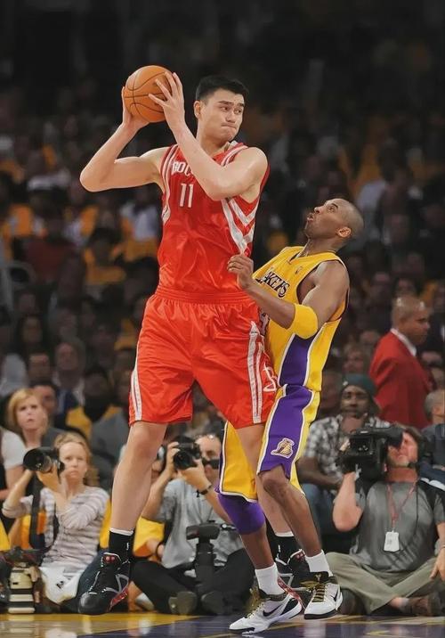 休斯顿火箭的昔日荣光：史蒂夫·弗朗西斯的数据背后，你还记得吗？