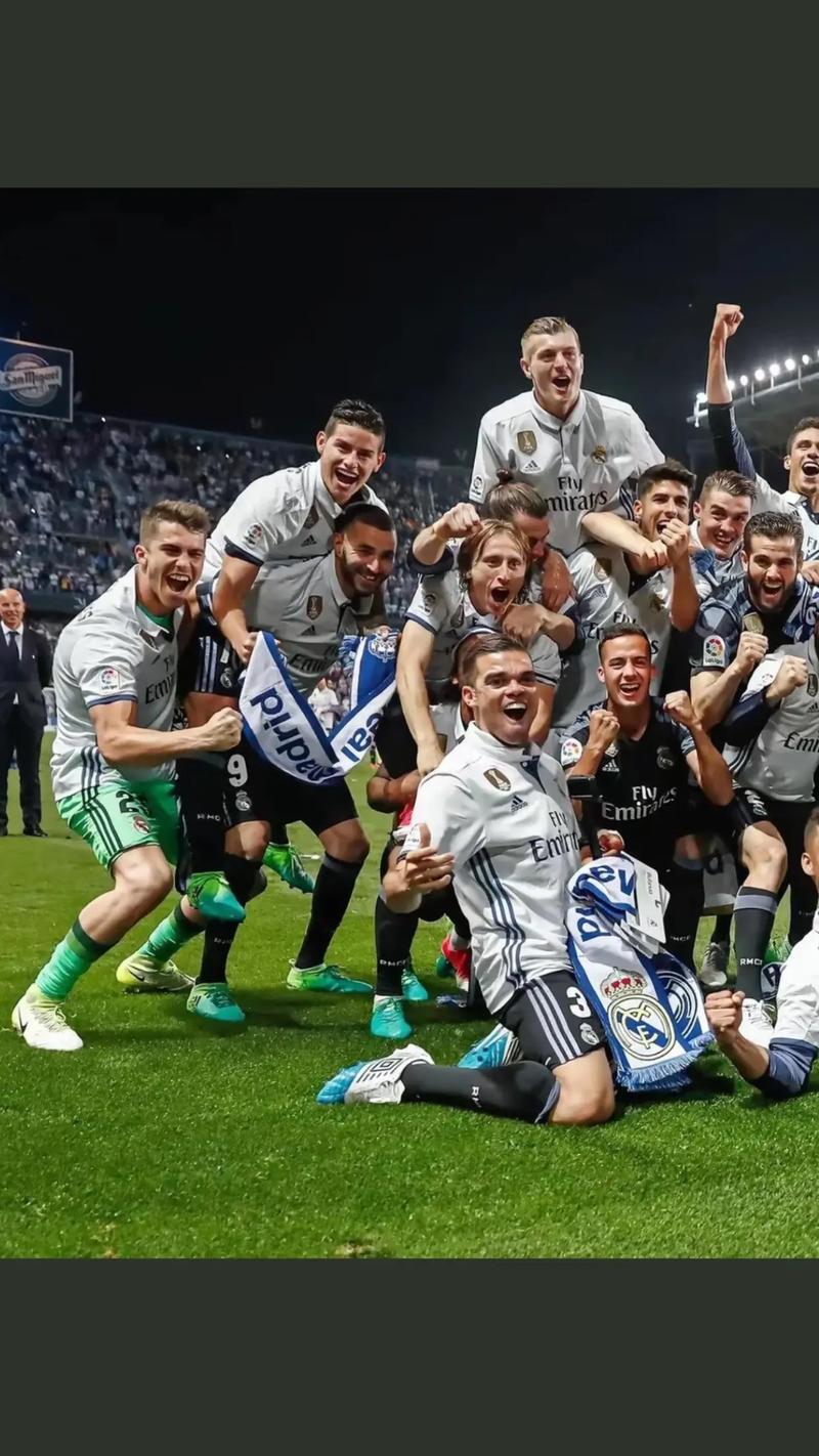 13年皇马欧冠阵容：银河战舰的辉煌？