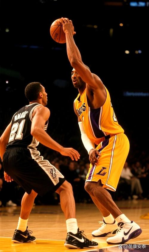 科比81分比赛出手次数揭秘：历史性表现背后的数据解读