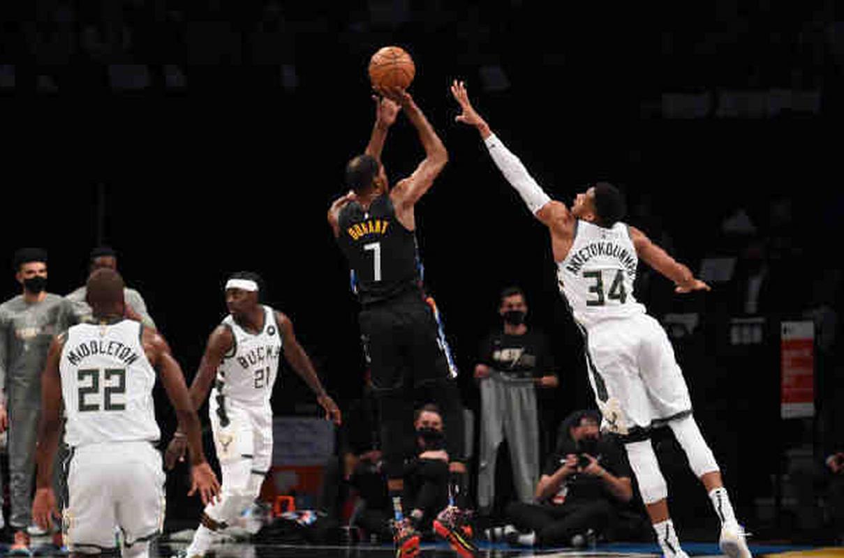 2021雄鹿vs篮网季后赛比分：历史对决背后的故事