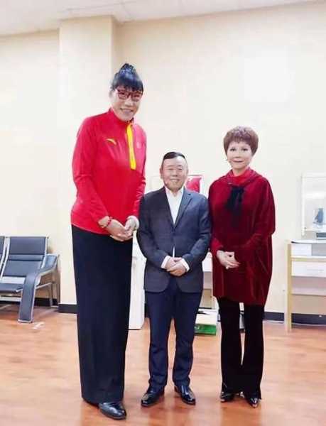 奥运女篮传奇郑海霞主打哪个位置？