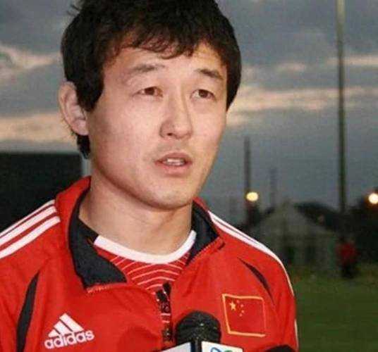 足球运动员孙继海简介