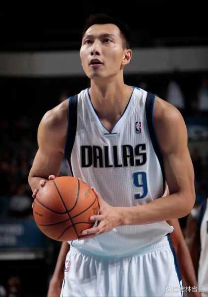 谁是NBA历史篮板第一人？