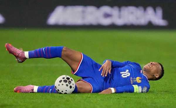 姆巴佩为追赶C罗拼了：带伤出战疲惫不堪世界杯埋下隐患