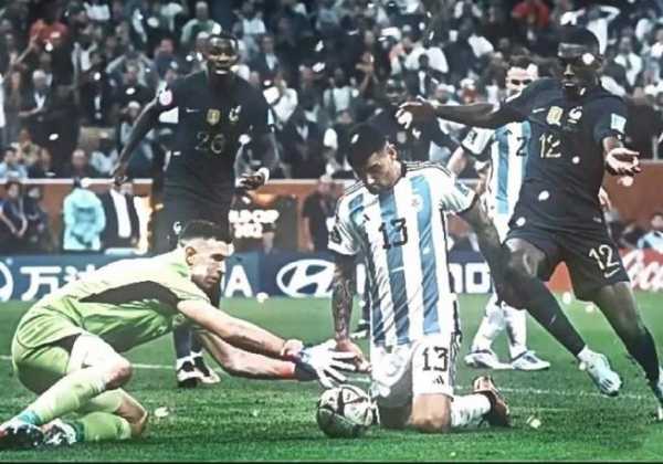 基米希：埃贝尔让我大脚解围那样对手会进行更多的高位逼抢