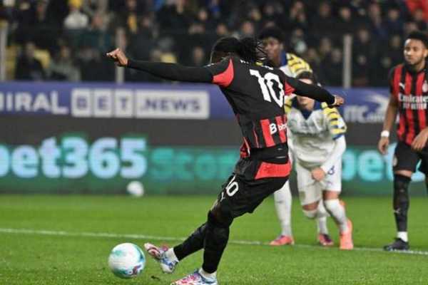 主场不敌帕尔马，米兰联赛不败场次定格在24场