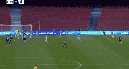 30！冠军争夺白热化：11.1亿豪门终结2连败超越死敌再度登顶