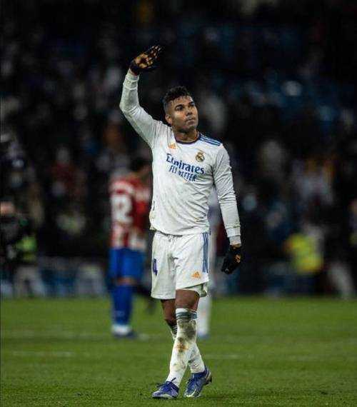 圣保罗总监：我们有球员联系了卡塞米罗，他的计划不是回巴西