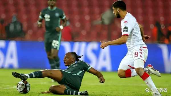 卡拉格：恩古莫哈15分钟的表现比萨拉赫和加克波加起来都要多