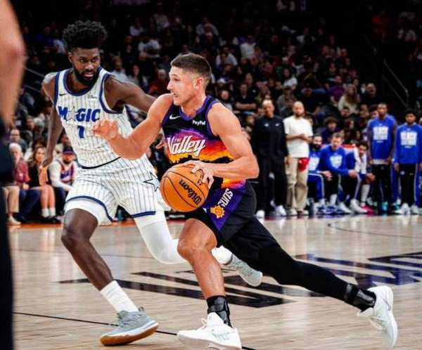 格林压哨三分绝杀！狄龙7分钟伤退太阳双加时险胜魔术贝恩34分