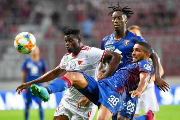 热那亚30大胜都灵，儒尼奥尔梅西亚斯、埃库班破门