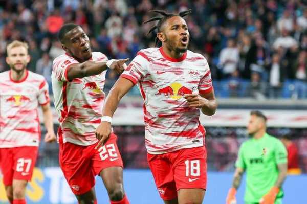 弗赖堡vs门兴格拉德巴赫：金特尔、格里福首发，尼科埃尔维迪、高井幸大出战