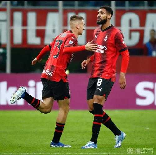 都体：米兰可能30003500万加球员追基恩，紫百合有意卡马尔达