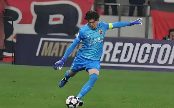 弱队出门将！亚冠官宣TOP5球员，颜骏凌高分入围，中超唯一遮羞布