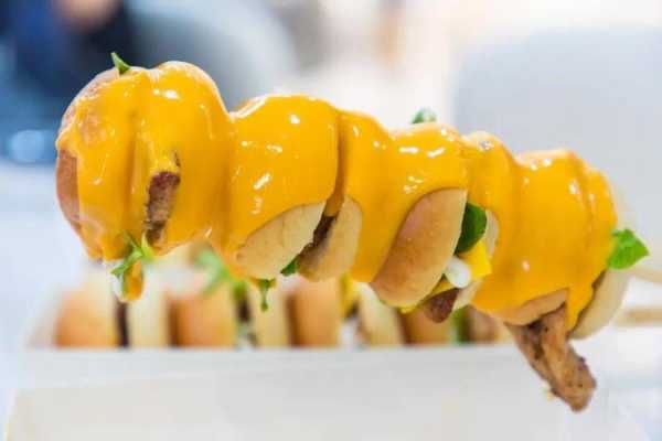 重回德甲渐入佳境，波尔津率汉堡稳步向上