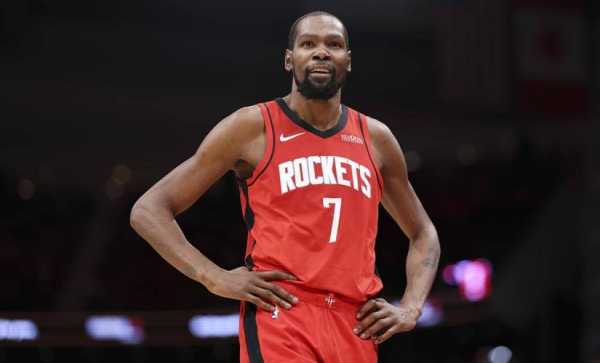 火箭末节遭18分逆转！杜兰特空砍30分6板，申京仅16分又拖累球队