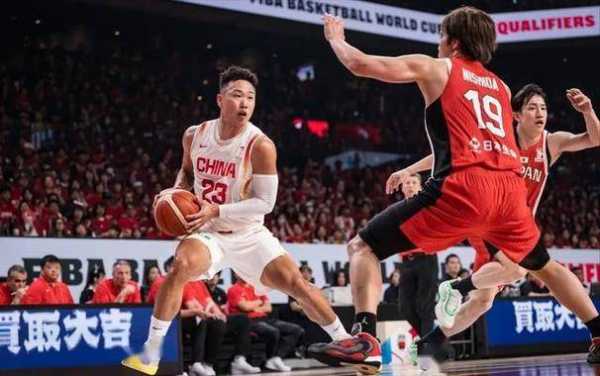 男篮12人名单预测！赵继伟回归，徐昕顶替周琦，贺希宁比胡明轩强