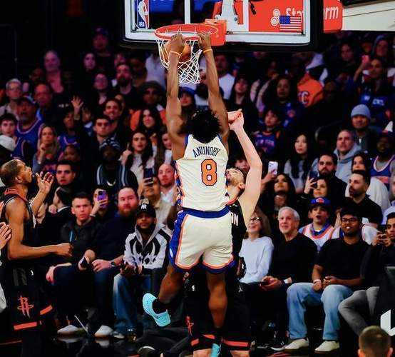 大逆转！火箭落后13分实现反超：杜兰特低开高走，申京13分4助