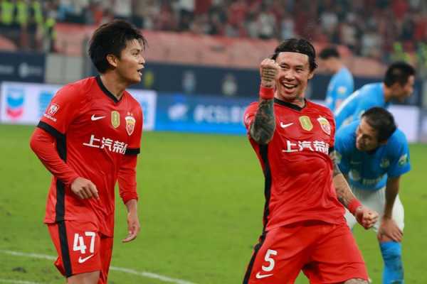 中超联赛半个月后开打海港却连迎3个致命坏消息新赛季争冠悬了