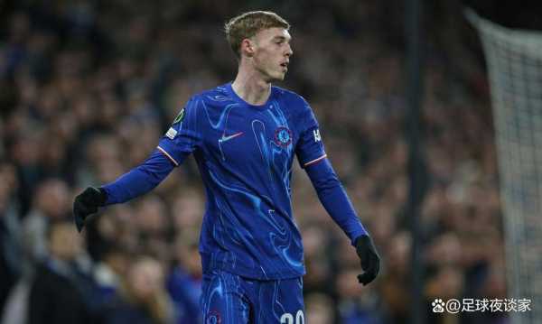 爆冷！红牌+补时丢球，10人切尔西丢关键战，帕尔默屡失良机