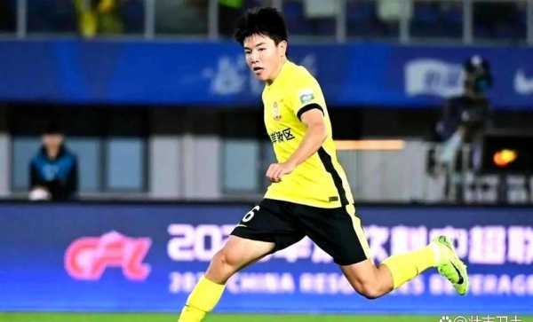 巴恩斯利公布客战哈德斯菲尔德大名单，徐彬未在列