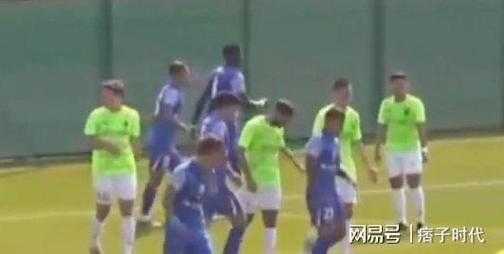 有点担心！比马莱莱还壮硕的盖伊2场亚冠90分钟电量都不够！