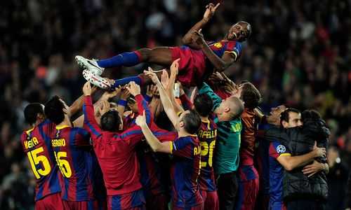 丰特：计划请梅西在巴萨退役，并授予其荣誉主席一职