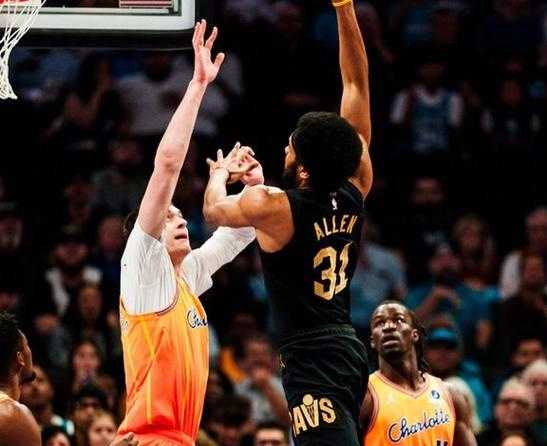 骑士赢球后一点仍该批，哈登两点该夸！米切尔摊牌，新秀联盟第一