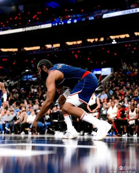 联手50分！7连胜！哈登根本输不了！