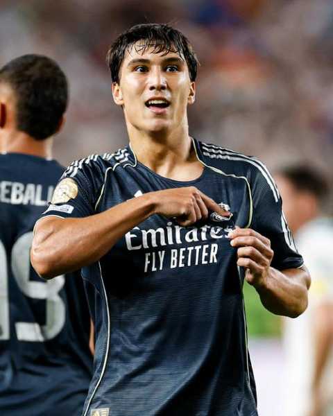 阿斯：皇马重点关注施洛特贝克多特会主动联系皇马推荐球员