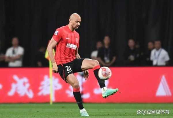 泰山三叉戟+防线中超顶级！小德+学霸胜任主力一位置是最大短板