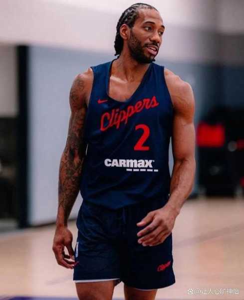 赢得尊重，快船队马图林打掘金砍38分，伦纳德称赞他是很棒的引援