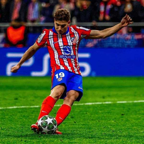 13球6助攻！曝阿尔瓦雷斯7000万欧加盟巴萨，马竞降价出售新核心