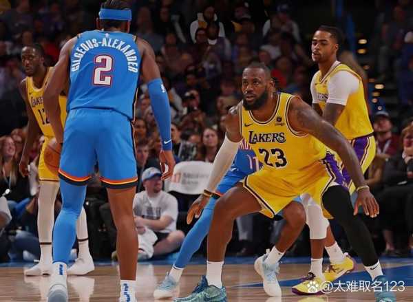 NBA最新排名出炉！骑士两队争第3，火箭收大礼，湖人两队渔翁得利