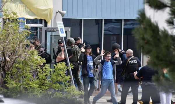 粗大事了！艾顿涉嫌持有大麻被拘了！曾被禁赛25场！