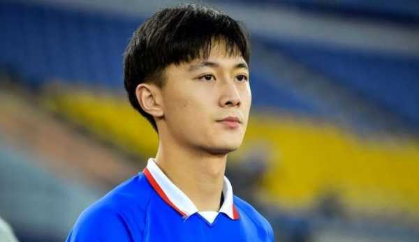 他是鲁能99青训佼佼者，天赋不比蒋圣龙差，如今却还是球队替补